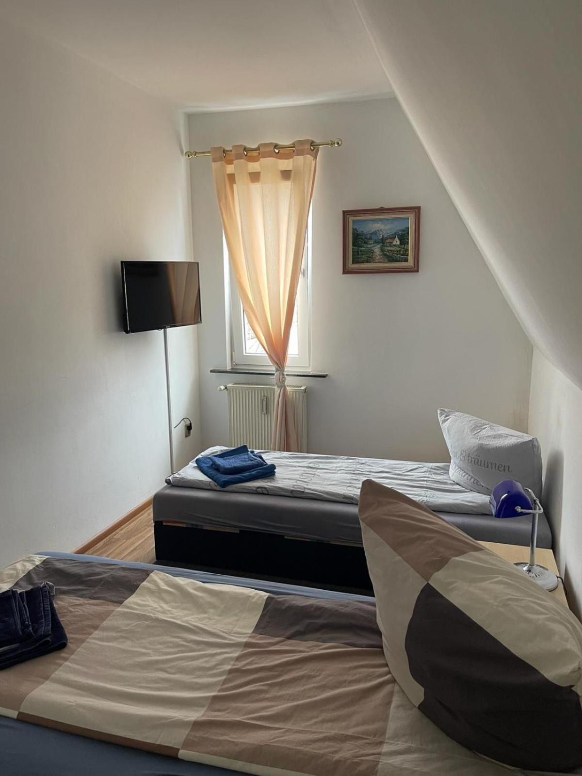 Lekoma Pension Niedergorsdorf Екстер'єр фото